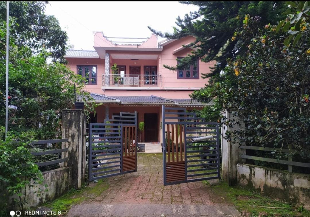 Puzhayoram home stay, Palakkuli, Mananthavadi wayanad kerala Bagian luar foto